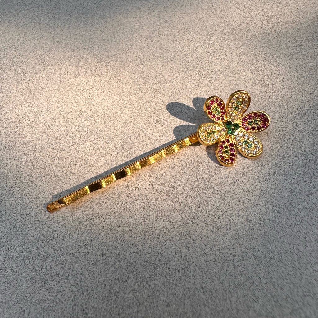 Bianca Pin