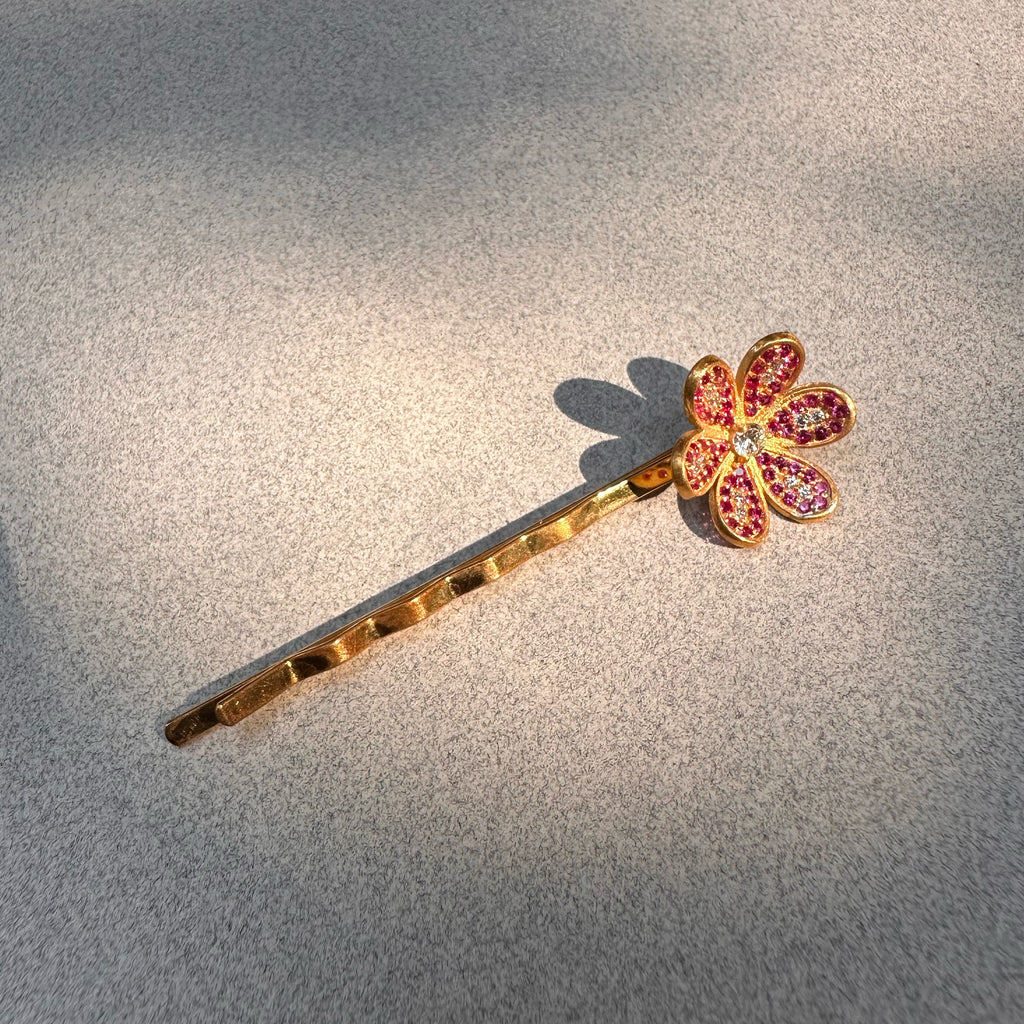 Bianca Pin