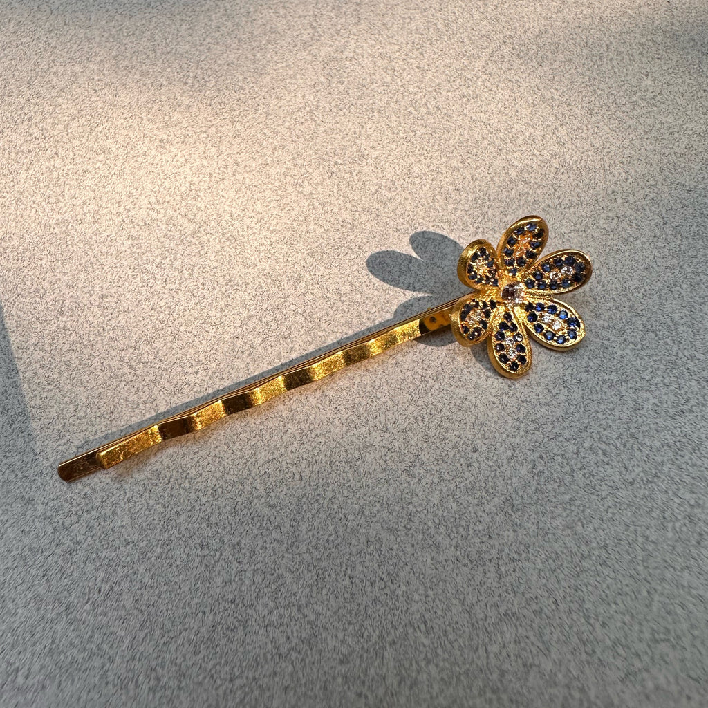 Bianca Pin