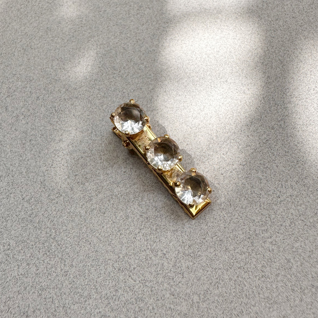 Mahika Clip