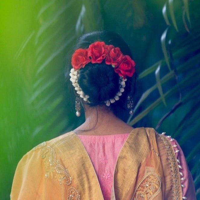 Saba Red Gajra